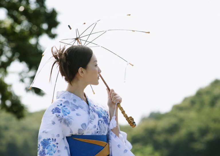 10 Japanese Beauty Secrets to Survive Summer