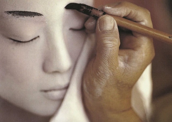 geisha makeup