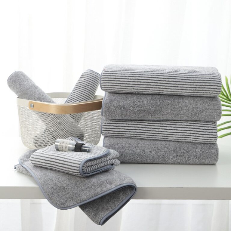 Bamboo fibre bath towel